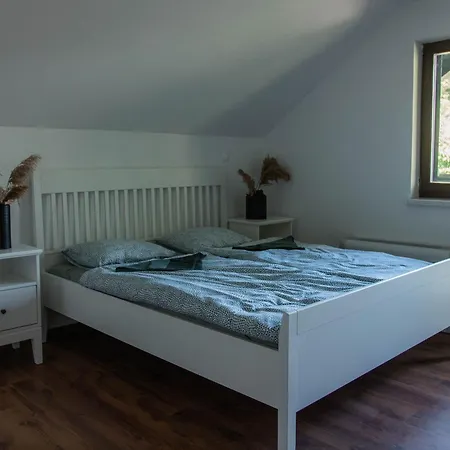 Hostal Vaneca Puconci